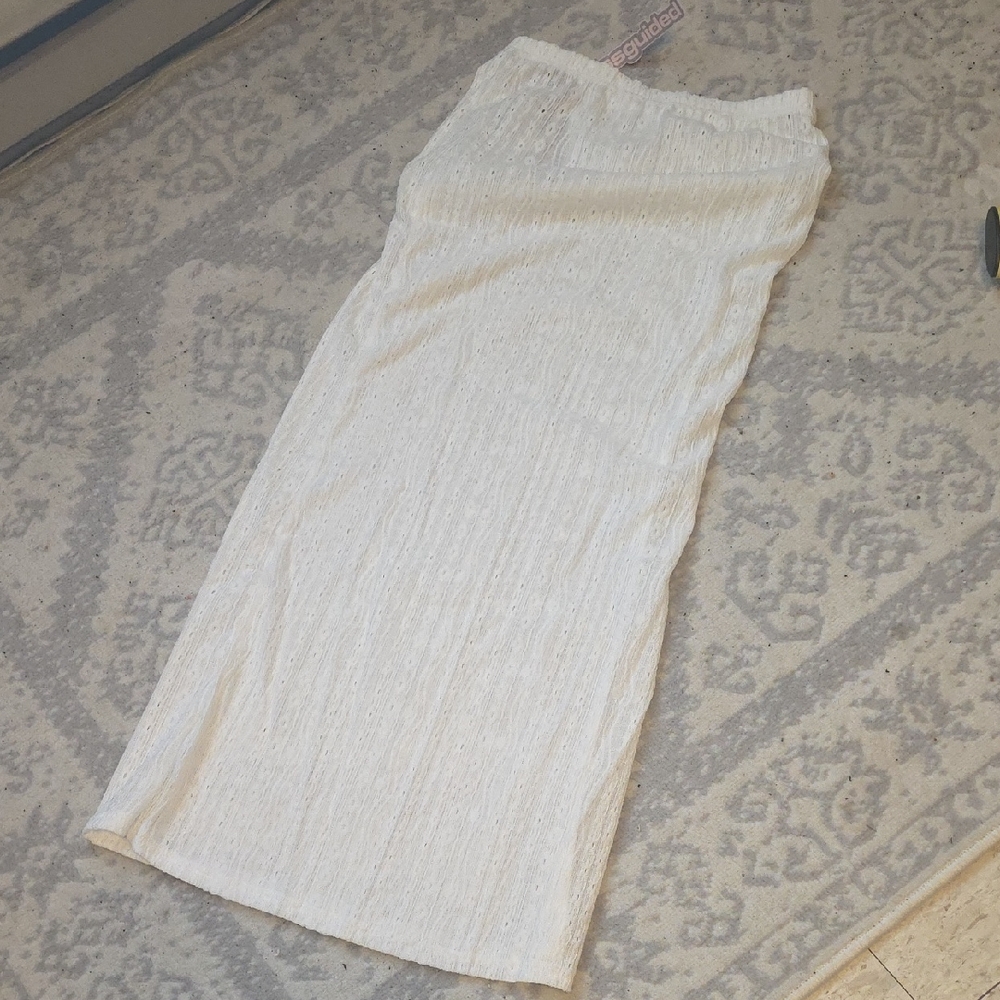 Missguided Ivory Pencil Skirt